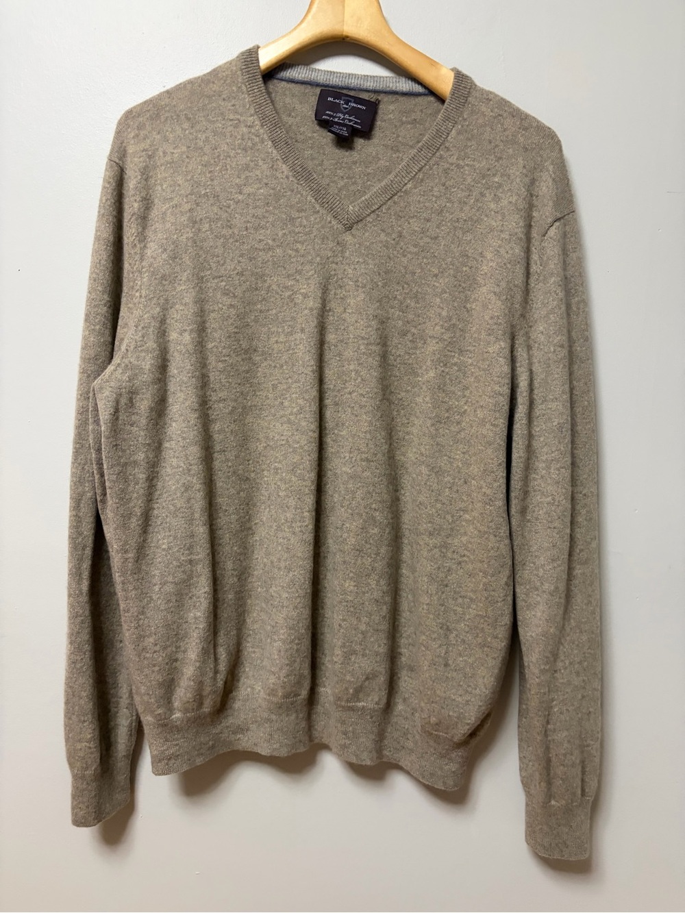 Black Brown 1826 Men’s 100% Cashmere V-Neck Sweater Size XXL Taupe Gray